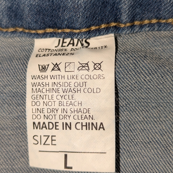 Jeans - Picture 4 of 4